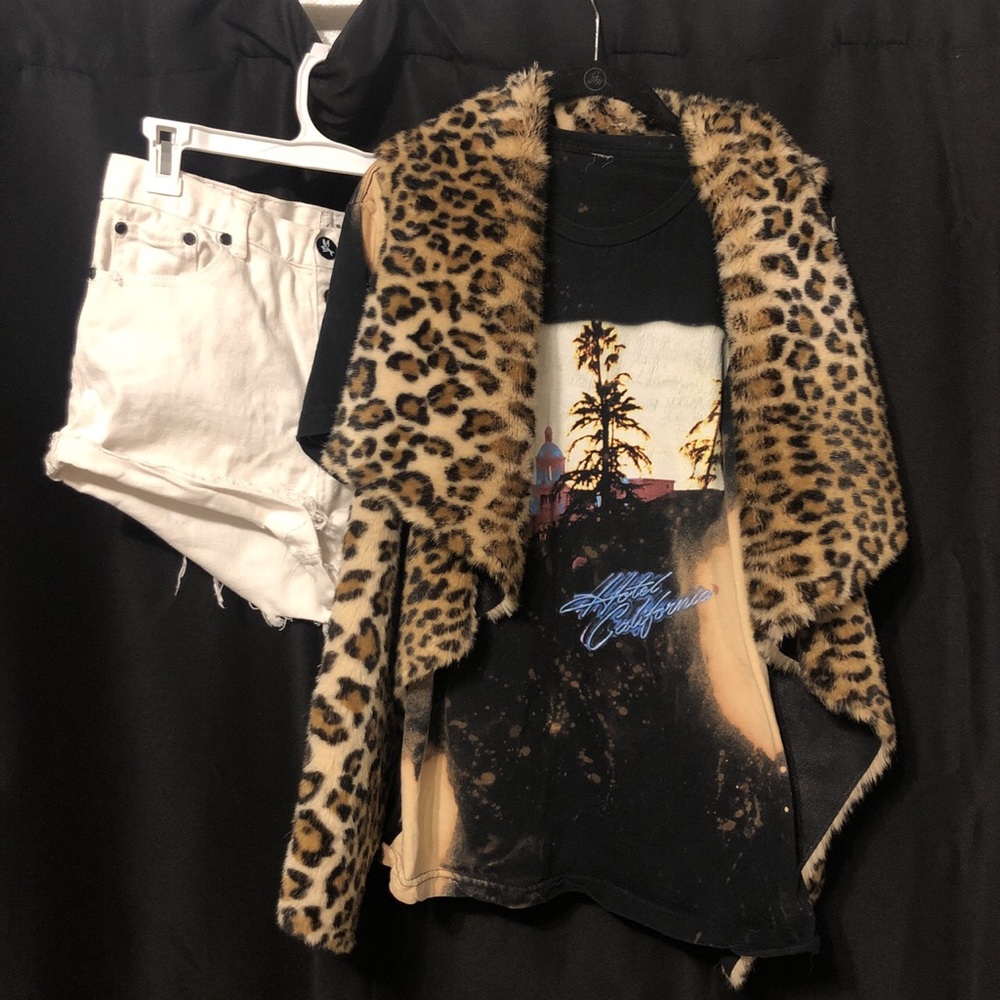 The Eagles Hotel California Tee